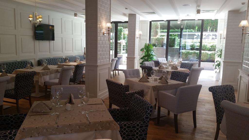 Western Olives - Free Pool & Parking 4* סופיה
