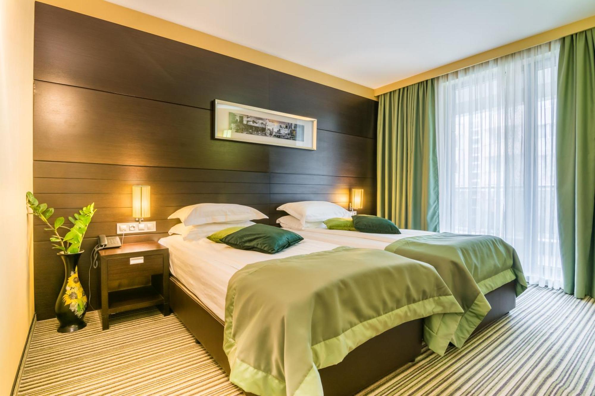Western Olives - Free Pool & Parking Hotel Sofia