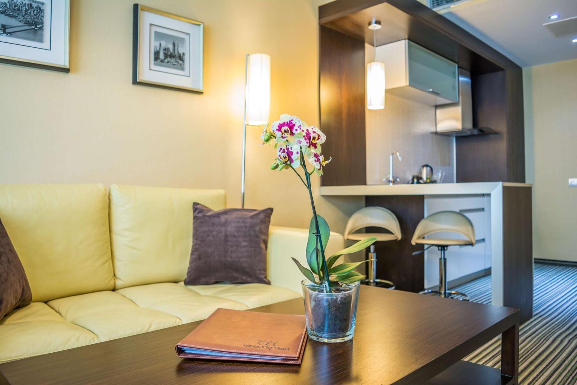 Western Olives - Free Pool & Parking 4* Sofia