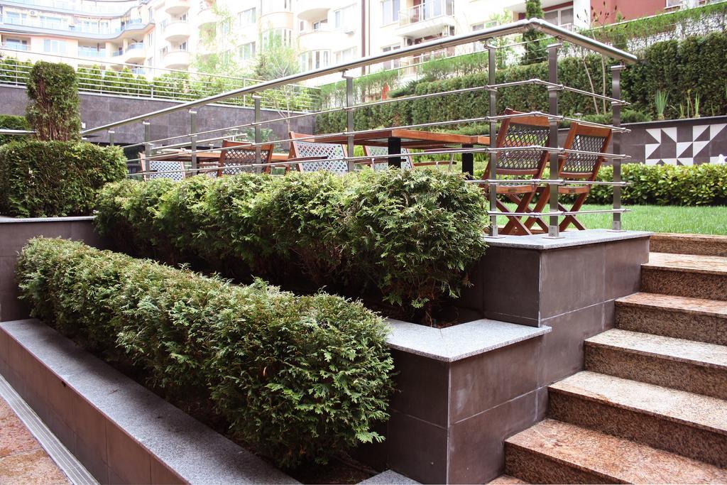 Western Olives - Free Pool & Parking 4* Sofia